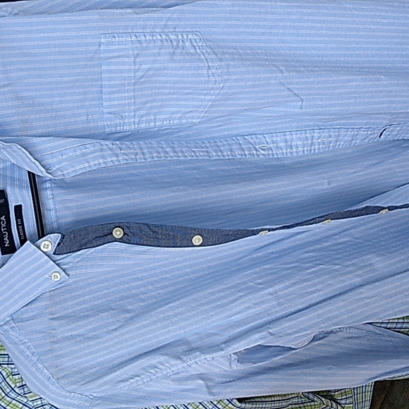 Nautica classic fit button down - Picture 2 of 3